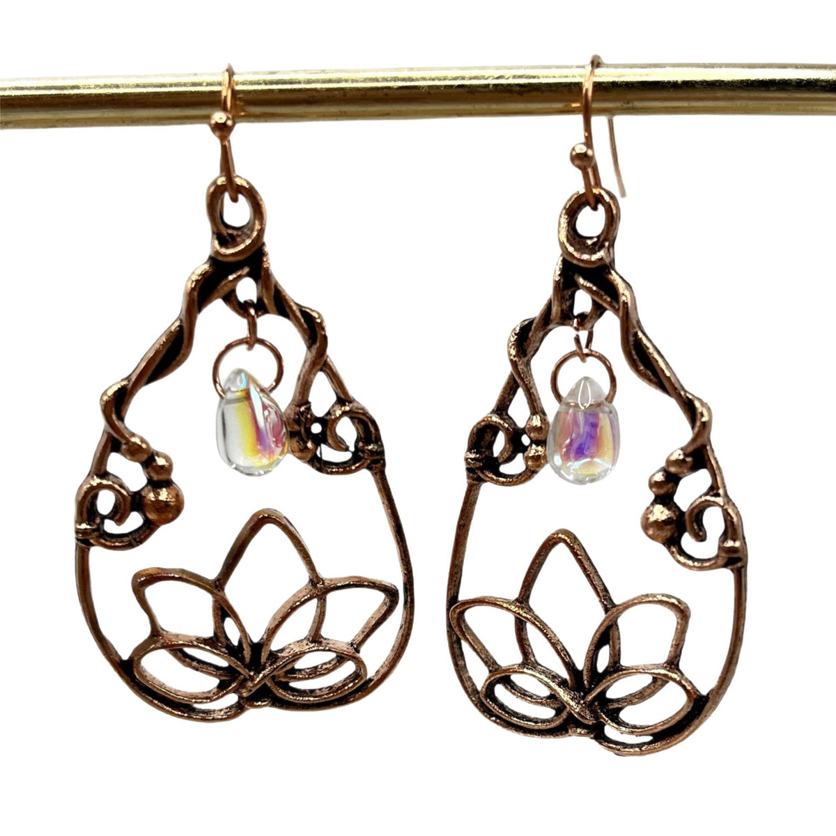 Retro Lotus Flower Waterdrop-Shaped Earrings Inlaid With Moonstone